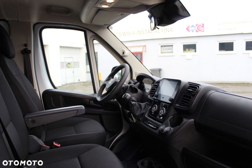 Fiat Ducato Podwójna kabina Skrzynia otwarta L3 3,5T 140KM - 37
