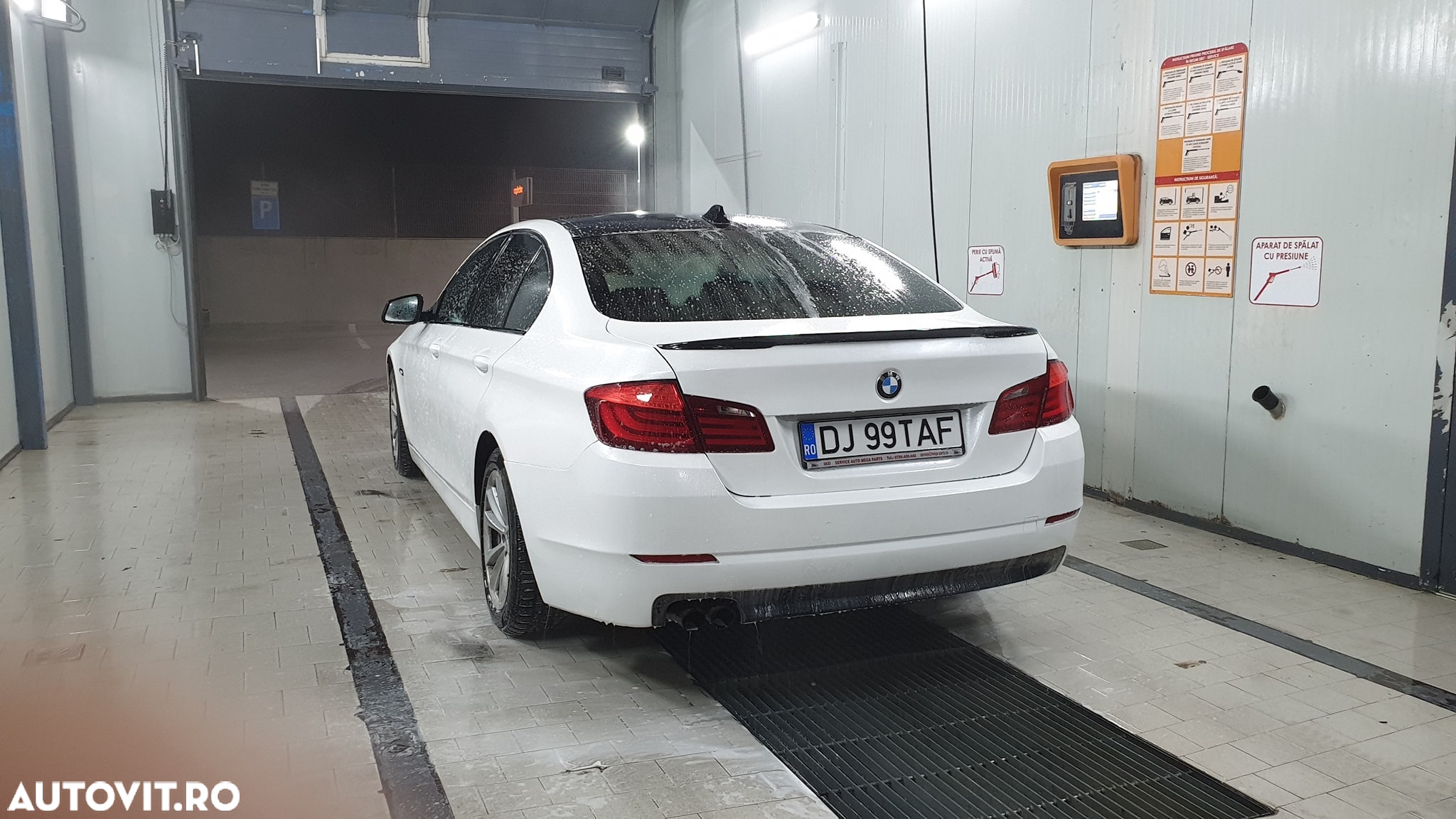 Eleron portbagaj PERFORMANCE Bmw F10  seria 5 Calitate premium ⭐️⭐️⭐️⭐️⭐️ vopsit PROFESIONAL negru lucios Safir Black Metallic cod 475 - 6