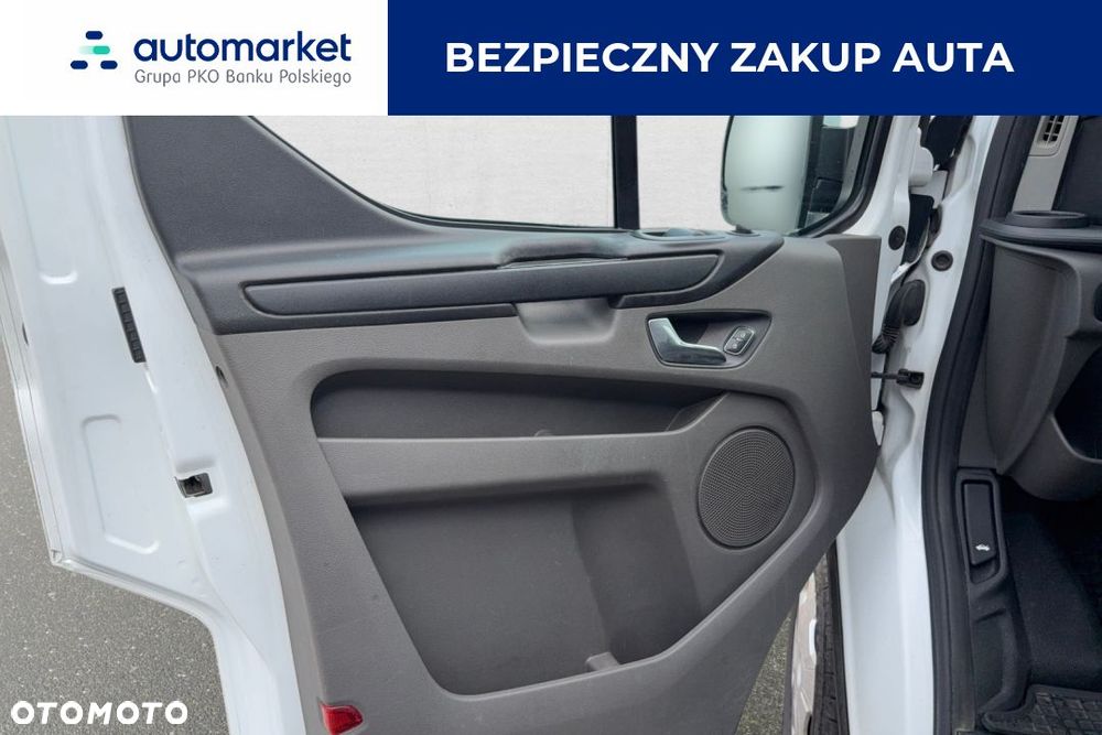 Ford Tourneo Custom - 11