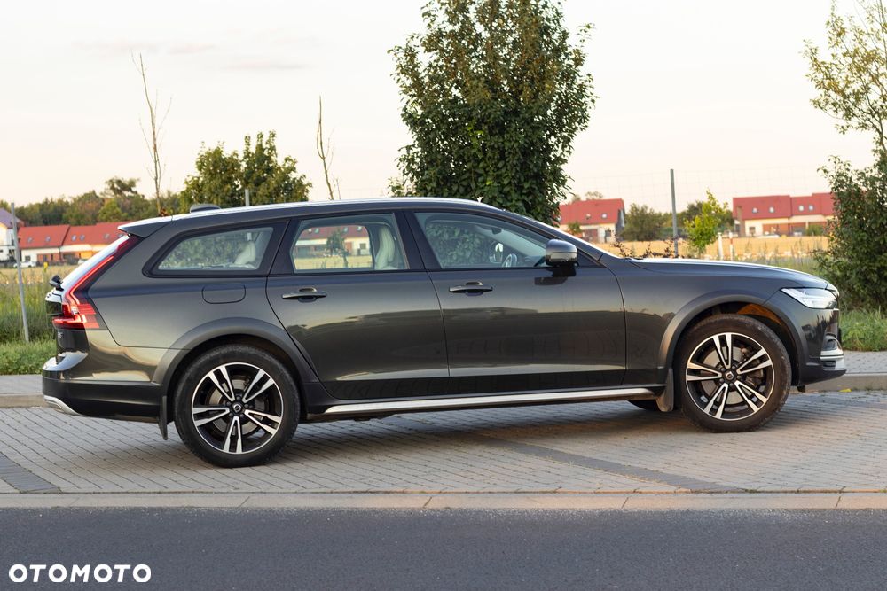 Volvo V90 - 15