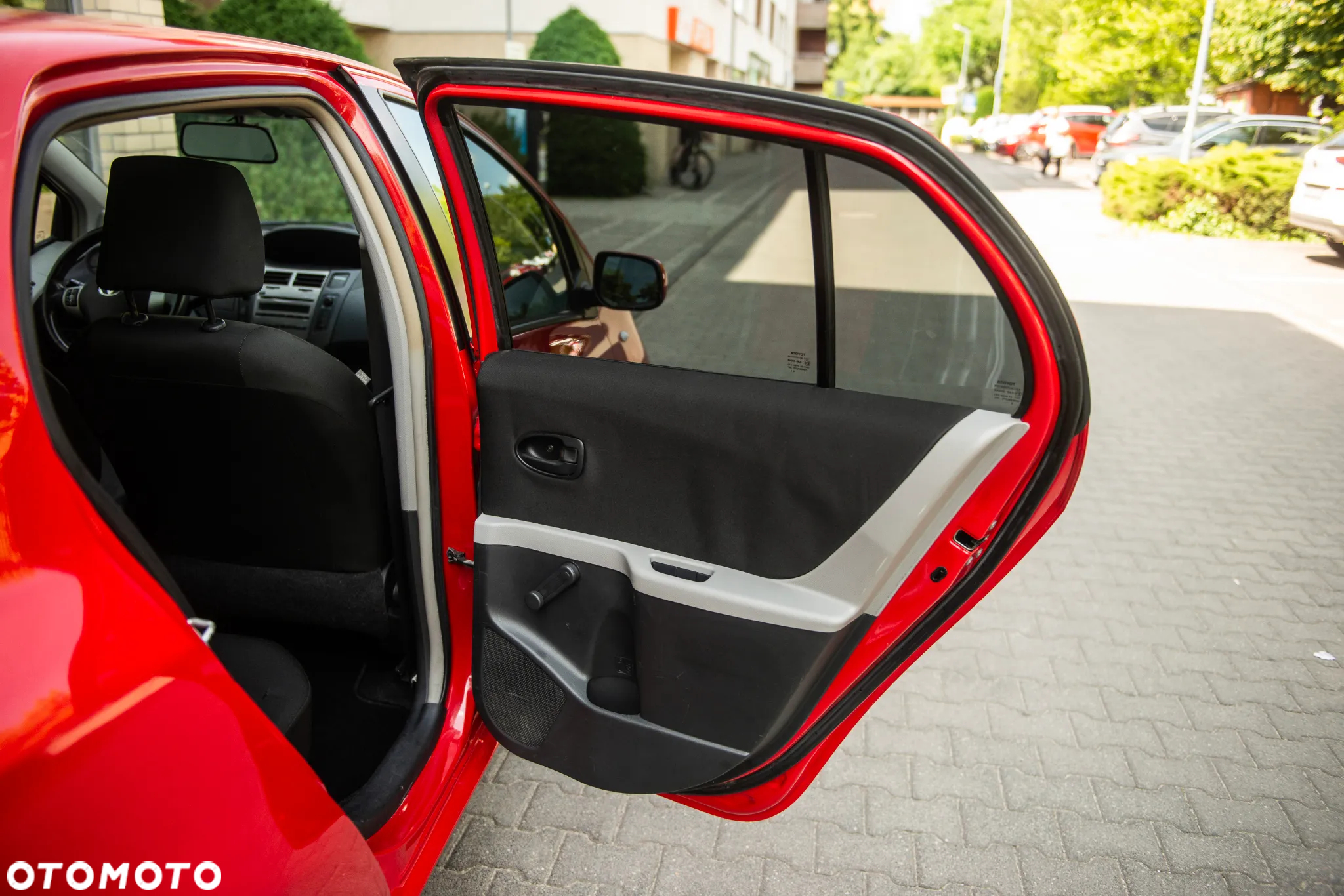 Toyota Yaris 1.33 VVT-i Executive - 21