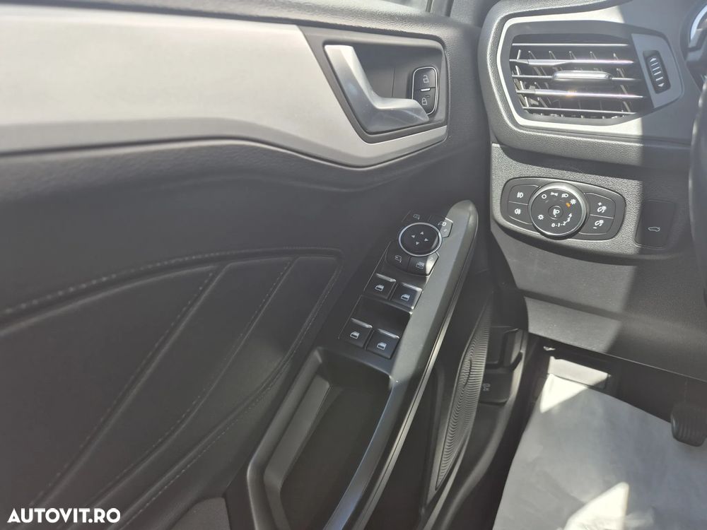 Ford Focus 1.5 EcoBlue Titanium - 13