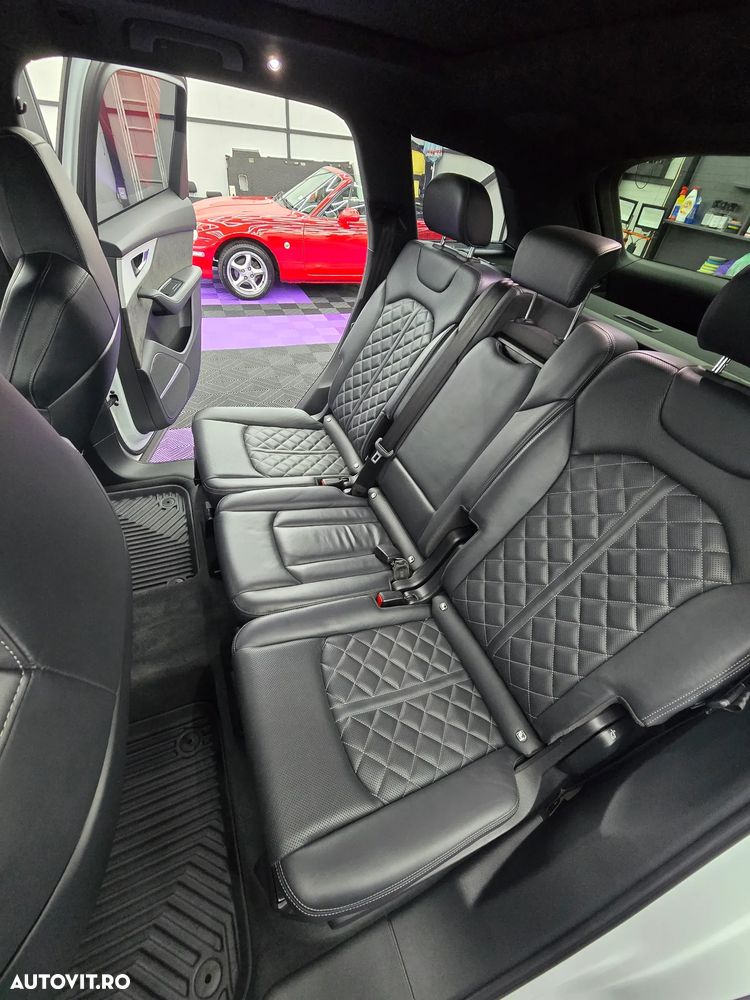 Audi Q7 3.0 60 TFSIe quattro Tiptronic S Line - 23