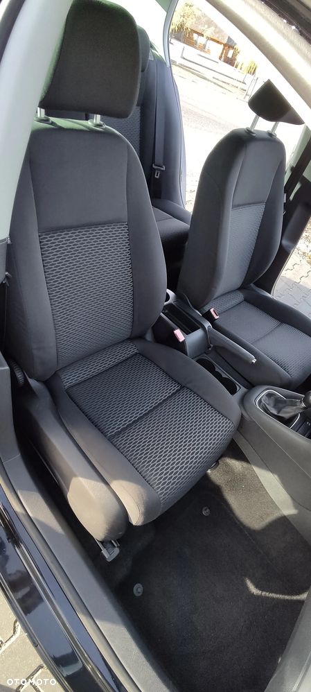 Volkswagen Golf 1.6 Trendline - 26