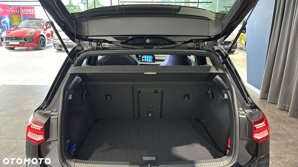 Volkswagen Golf 1.5 eTSI EVO R-Line DSG - 18