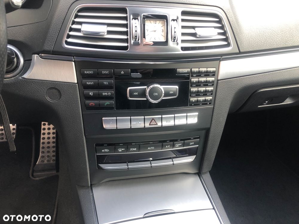 Mercedes-Benz Klasa E 250 Coupe 7G-TRONIC - 10