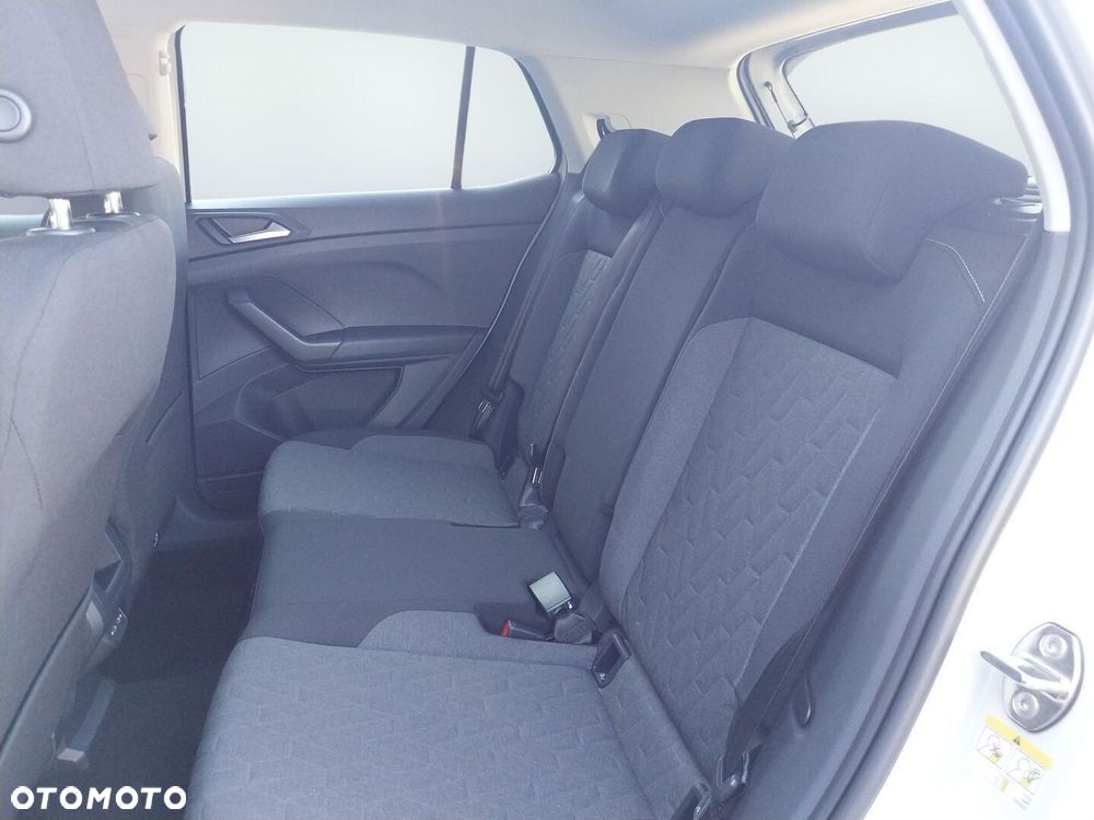 Volkswagen T-Cross - 19