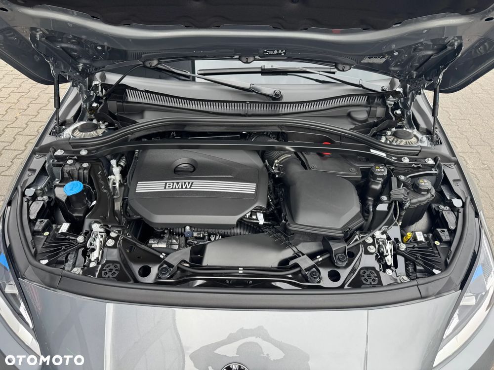 BMW Seria 1 120 mHEV - 25