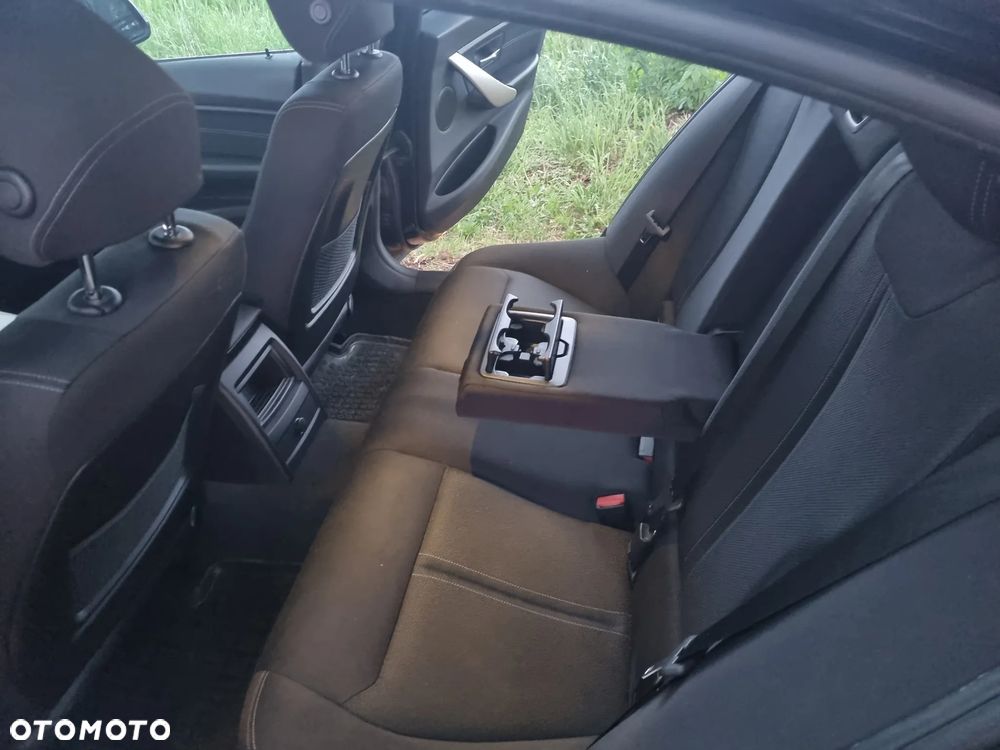 BMW Seria 3 - 21