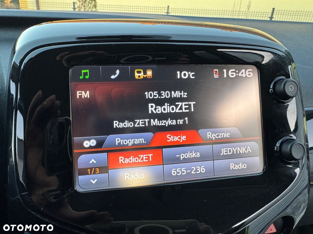 Toyota Aygo x mit x-business Paket - 34