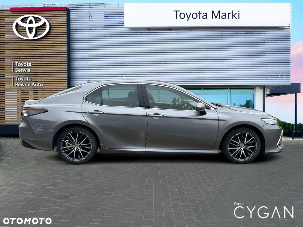 Toyota Camry 2.5 Hybrid Executive CVT - 6