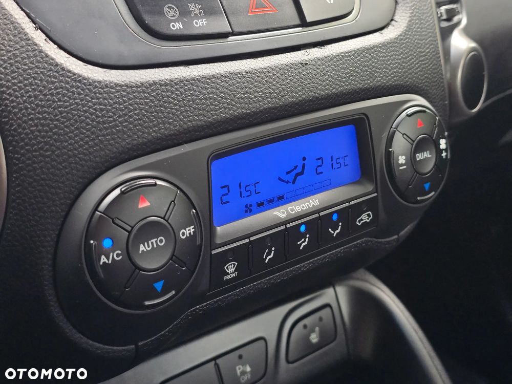 Hyundai ix35 1.7 CRDi 2WD Fifa World Cup Edition - 9
