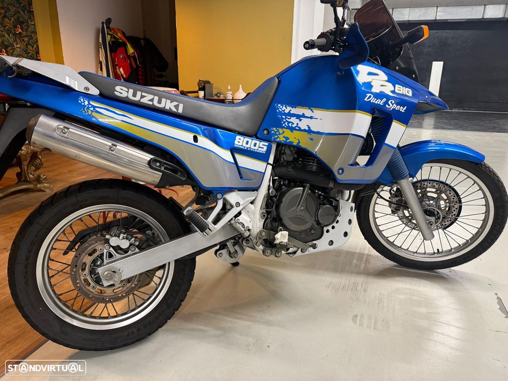 Suzuki DR 800 Big - 9