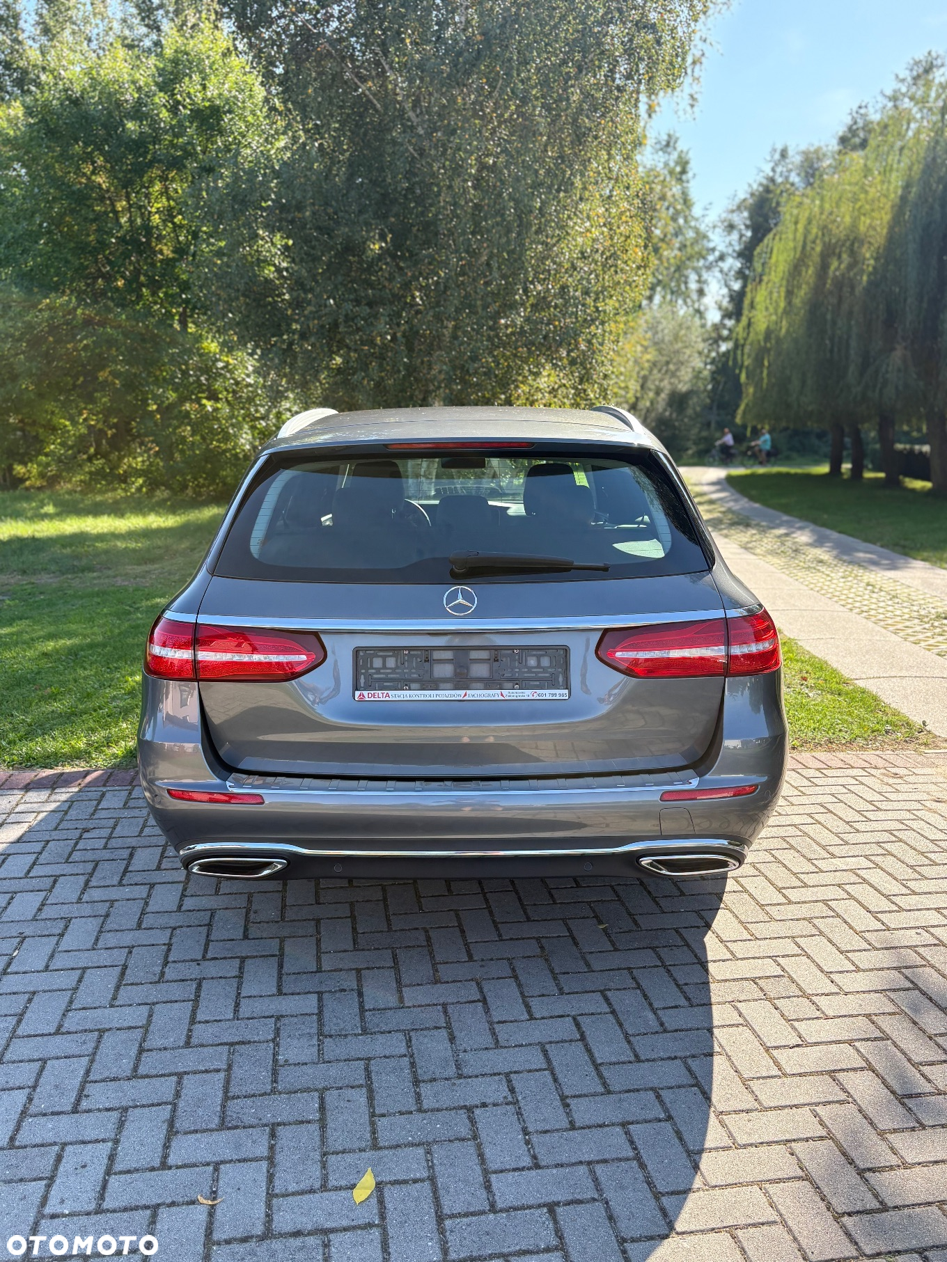 Mercedes-Benz Klasa E 220 d T 9G-TRONIC Avantgarde - 5