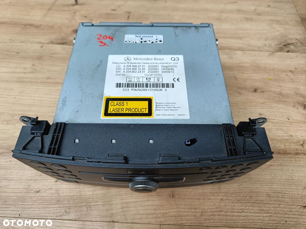 MERCEDES W204 RADIO CD A2049069701 - 2