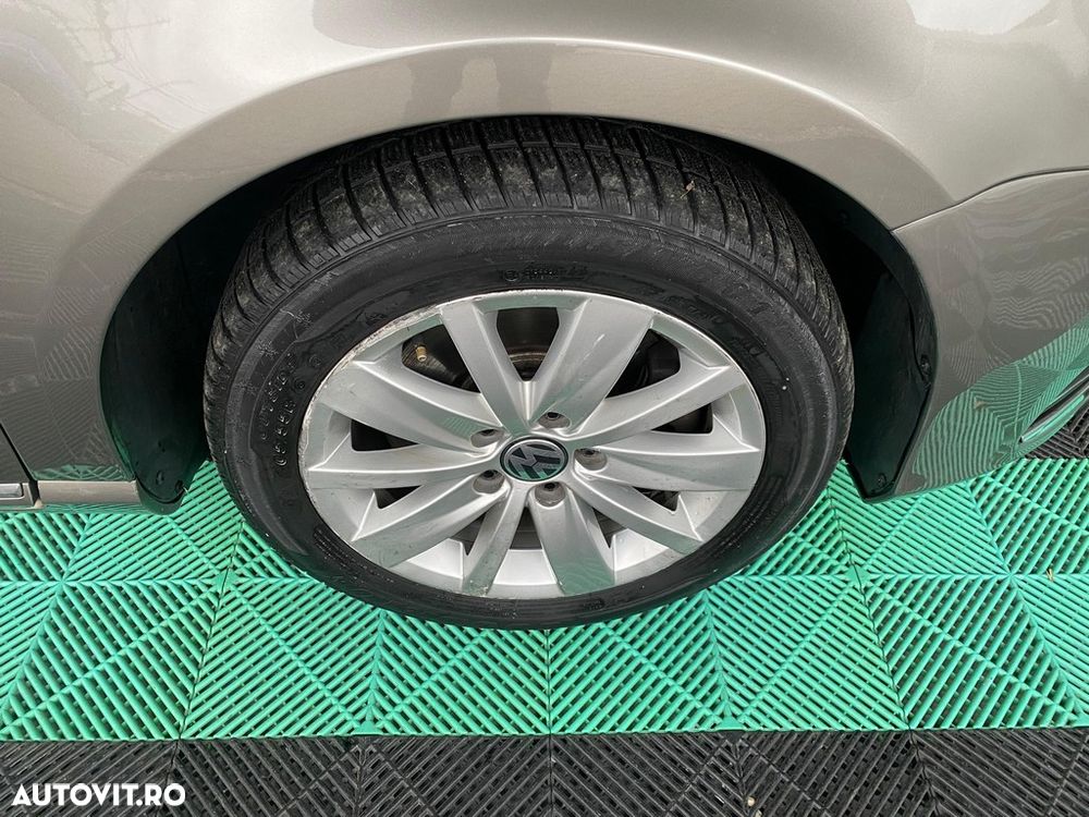 Volkswagen Passat Variant 2.0 Blue TDI DSG SCR Business Edition - 16