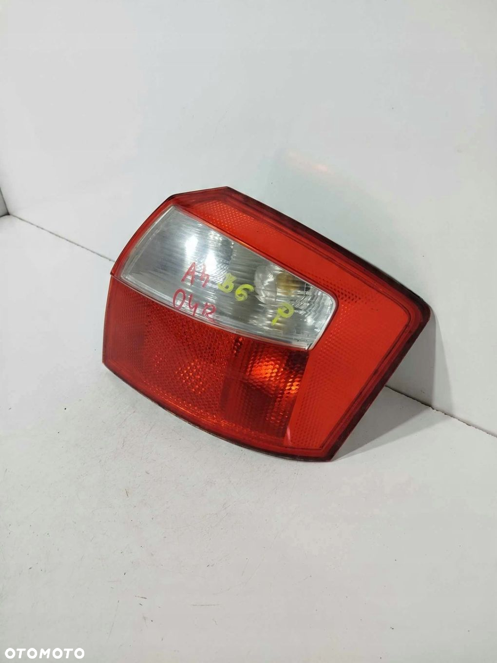 LAMPA PRAWA TYLNA TYŁ AUDI A4 B6 SEDAN 00- 04 - 3