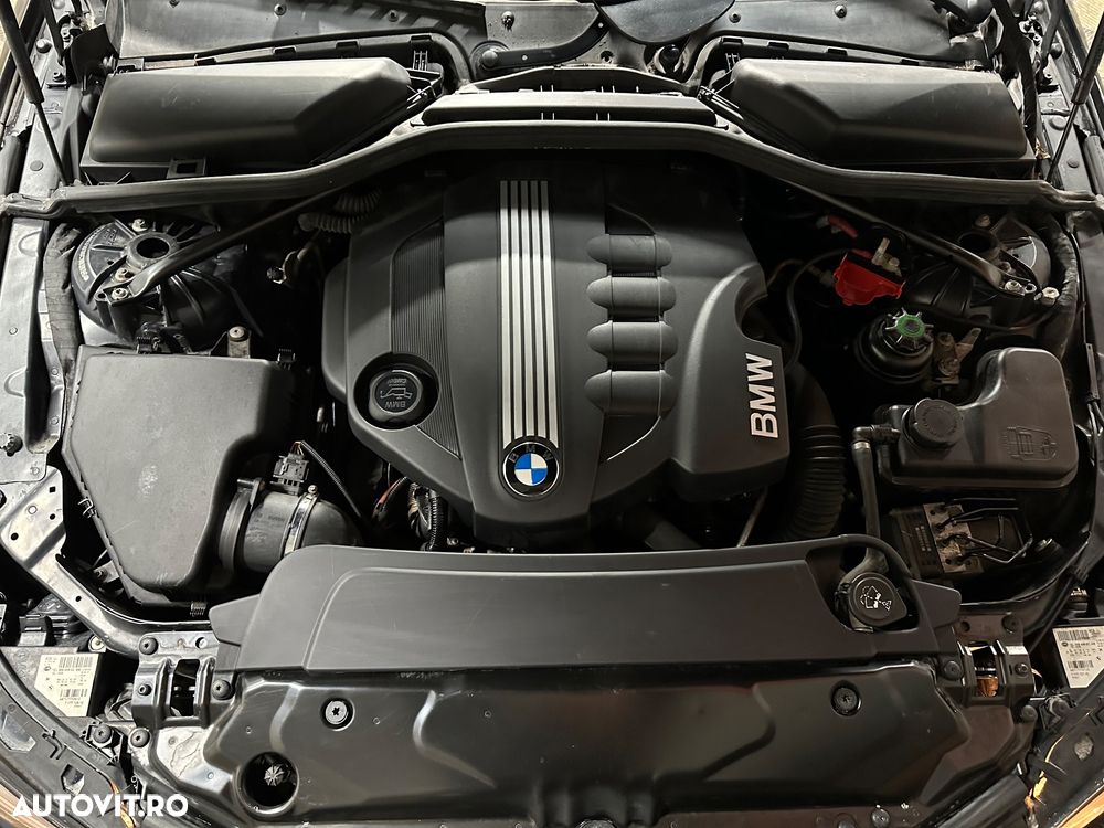 BMW Seria 5 520d Aut. - 17