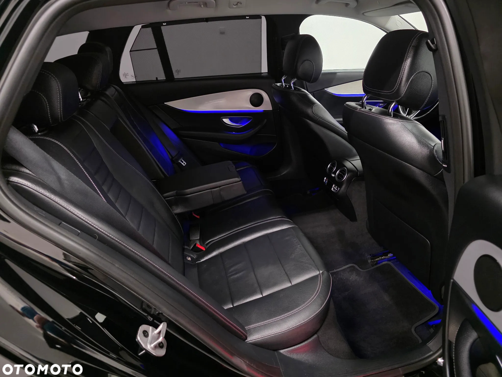Mercedes-Benz Klasa E 300 de 9G-TRONIC Exclusive - 23