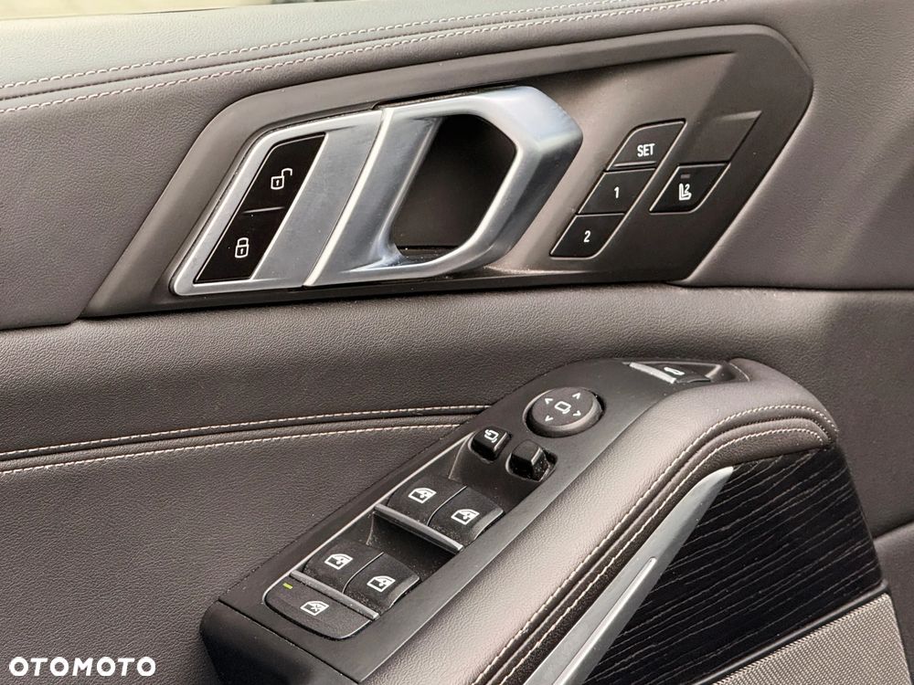 BMW X5 xDrive30d - 24