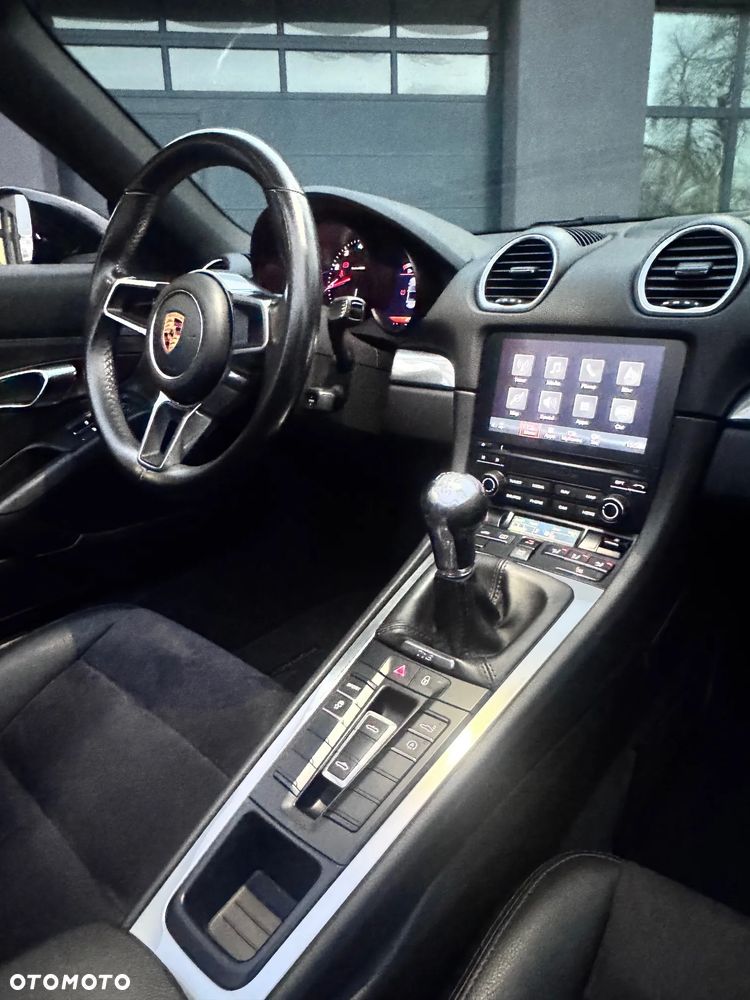 Porsche 718 Boxster Standard - 9