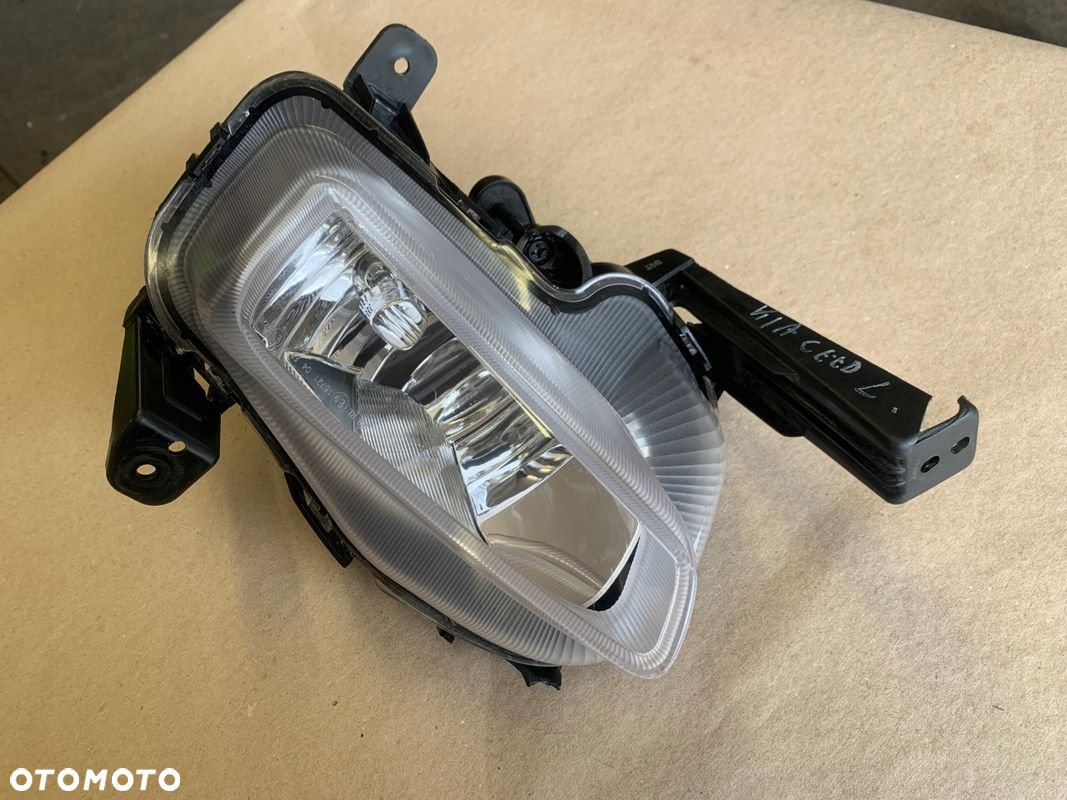 KIA CEED III 18- HALOGEN LEWY 99201-J7000 - 2