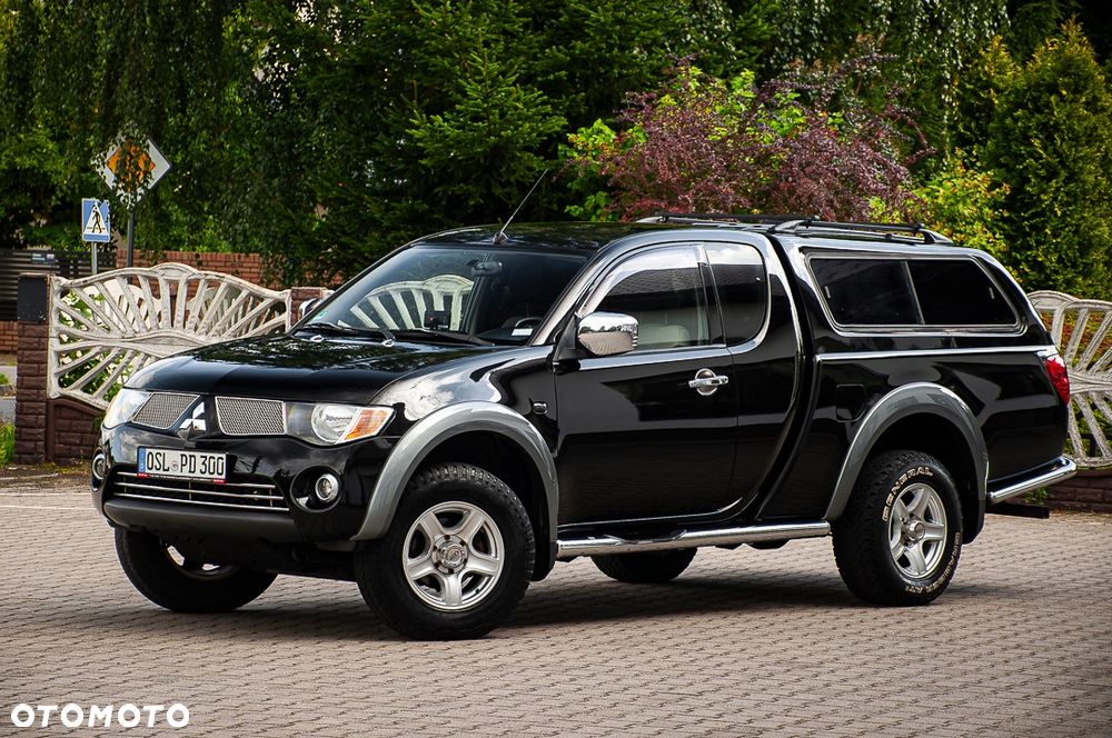 Mitsubishi L200 Pick Up 4x4 Intense Club Cab - 36