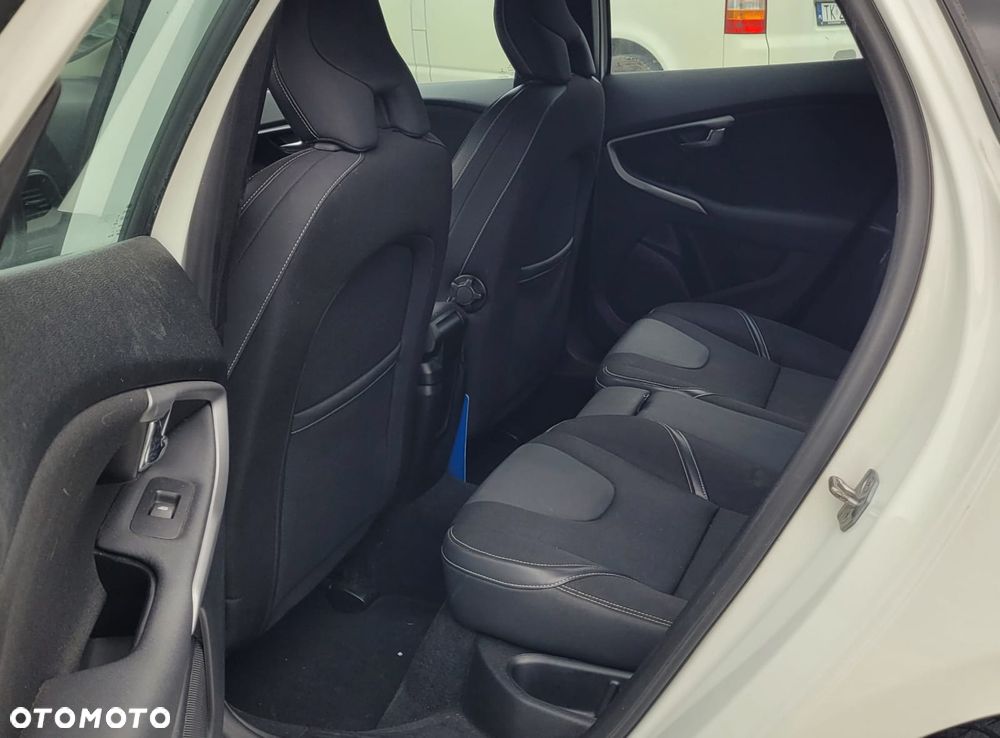 Volvo V40 - 21