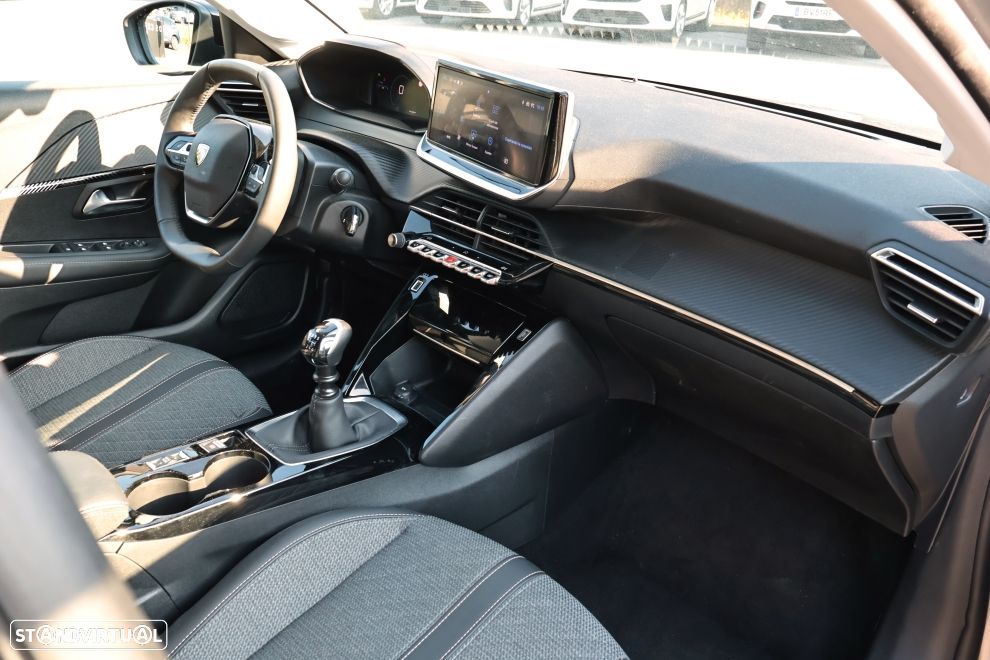 Peugeot 208 1.2 PureTech Allure - 12