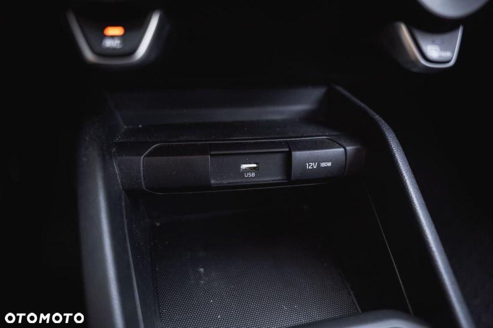 Kia Stonic - 21