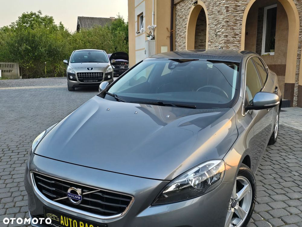 Volvo V40 T2 Drive-E Summum - 6