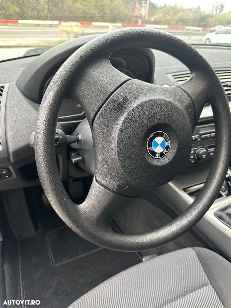 BMW Seria 1 116i - 3
