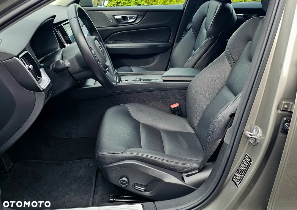 Volvo V60 B3 B Geartronic Momentum Pro - 15