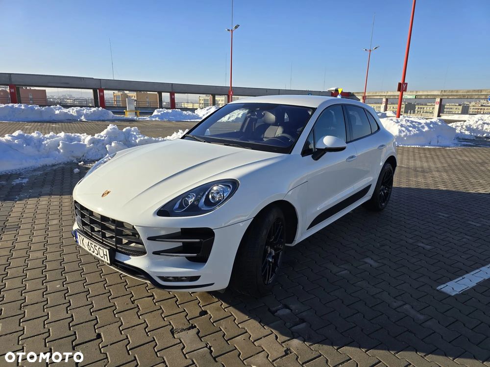 Porsche Macan Turbo - 12