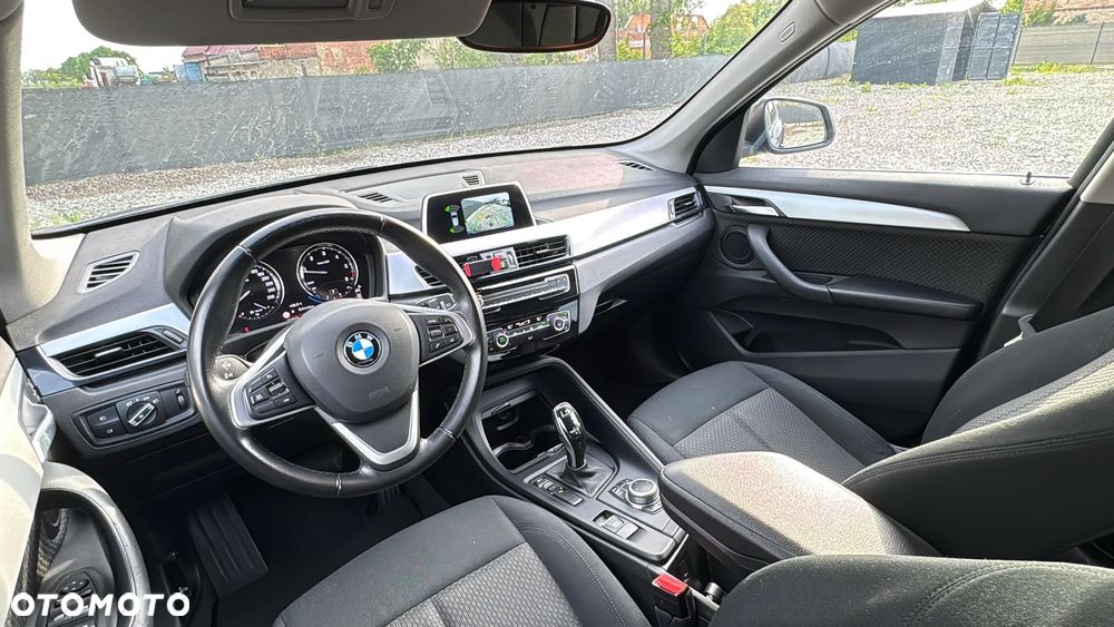 BMW X1 sDrive18d Advantage - 11