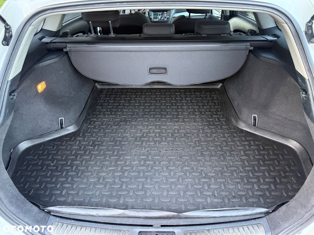 Toyota Avensis Touring Sports 1.8 Edition S+ - 23
