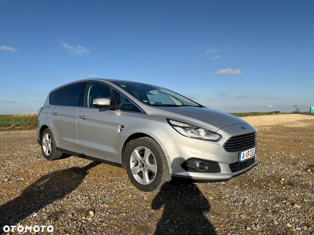 Ford S-Max - 14