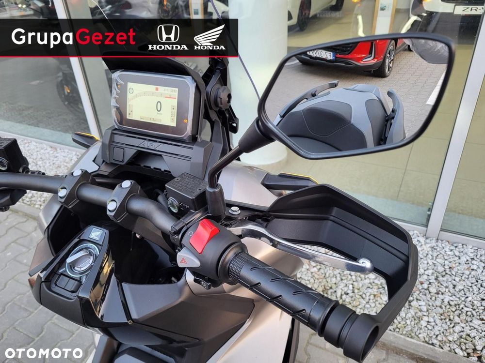 Honda X-ADV - 12