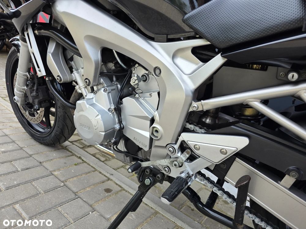 Yamaha FZ6 - 10