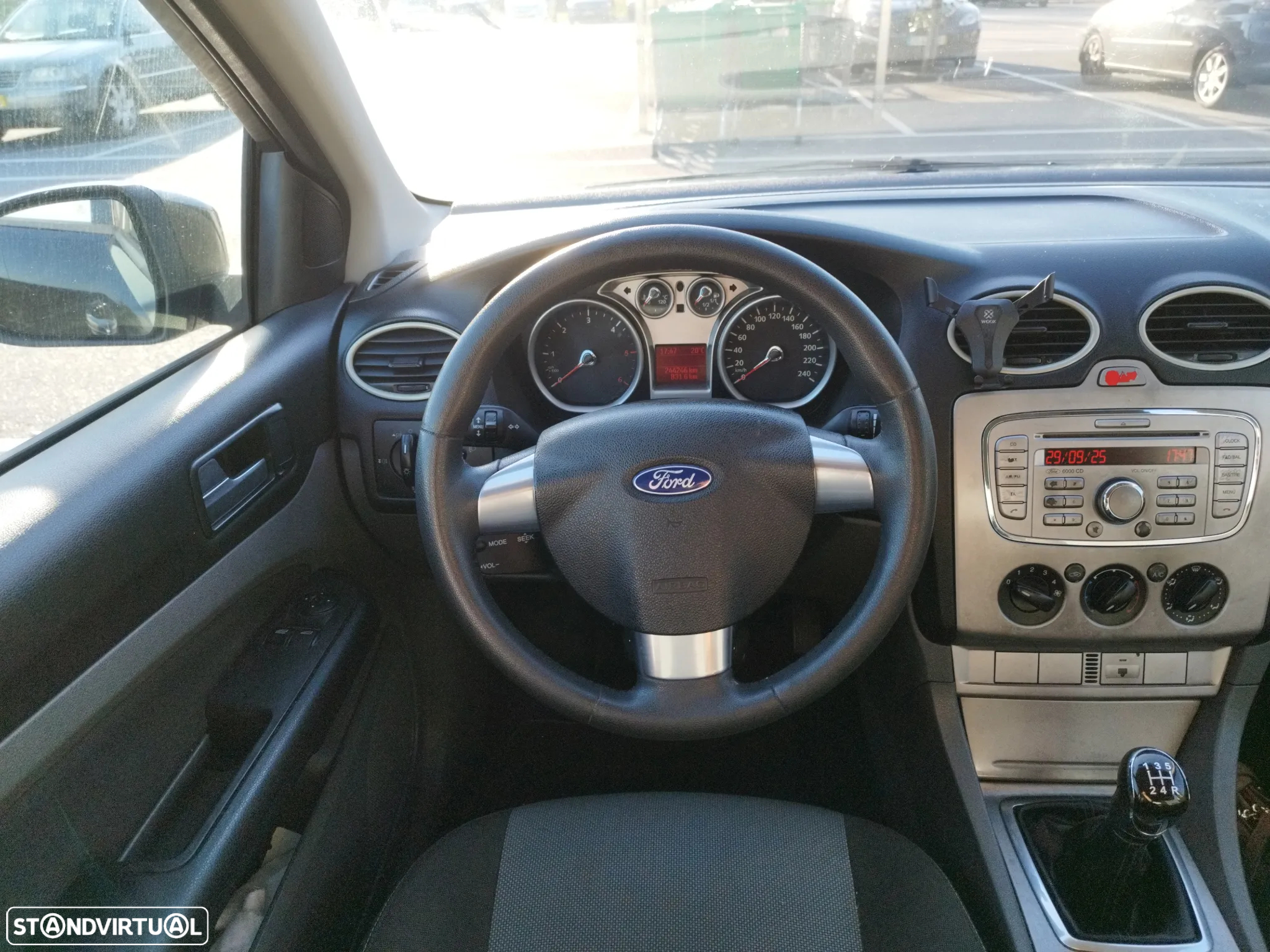 Ford Focus - 5