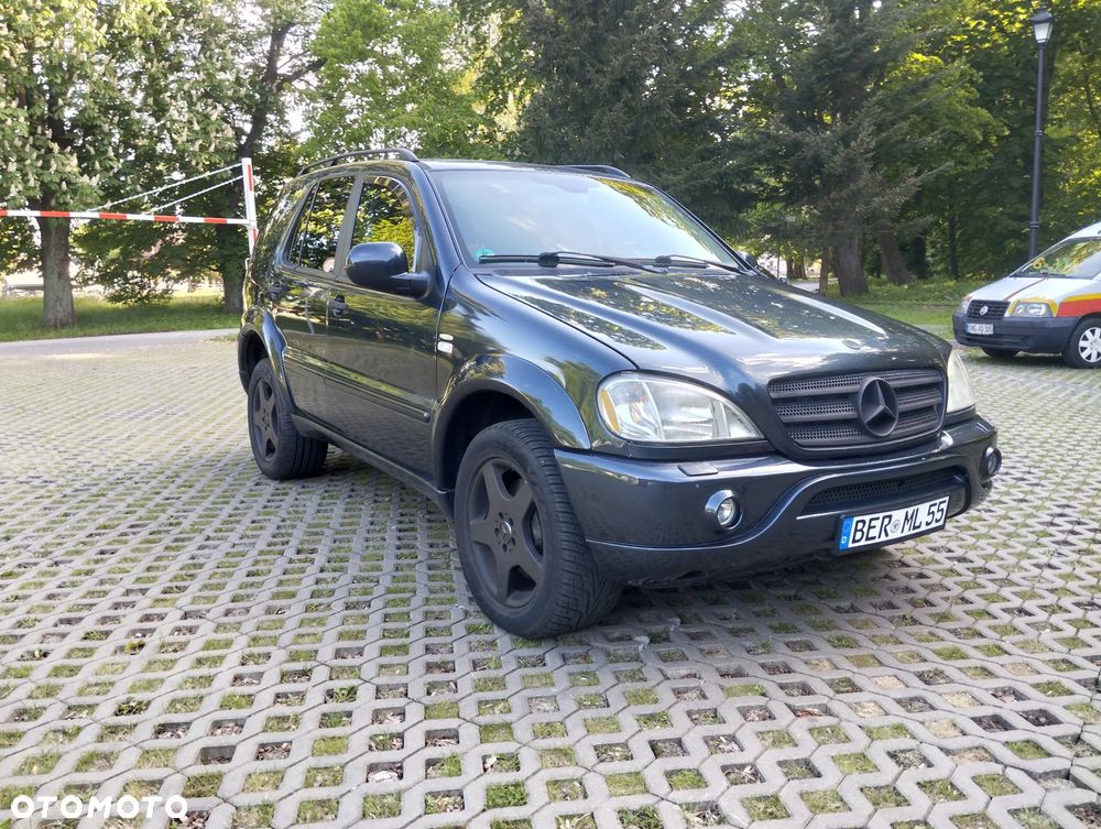 Mercedes-Benz ML 55 AMG - 4