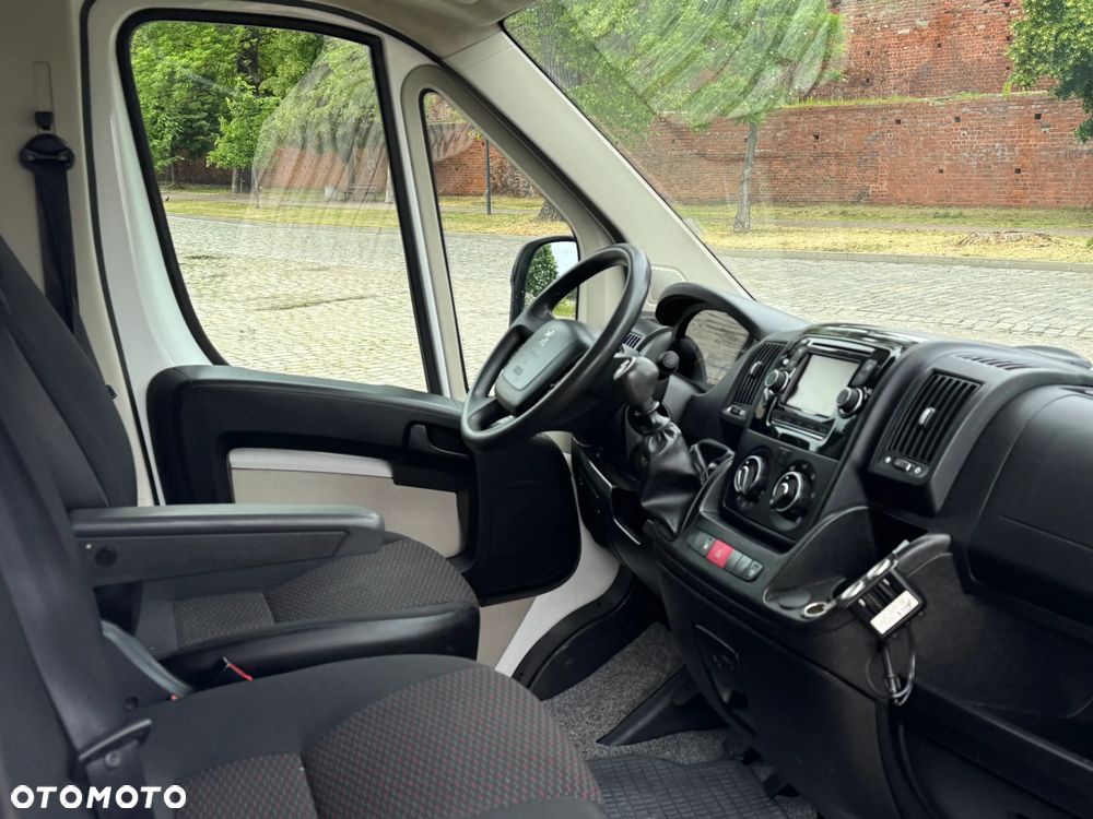 Peugeot Boxer 2.2 HDI 131 KM Winda - 19