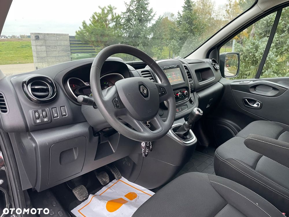 Renault Trafic - 21