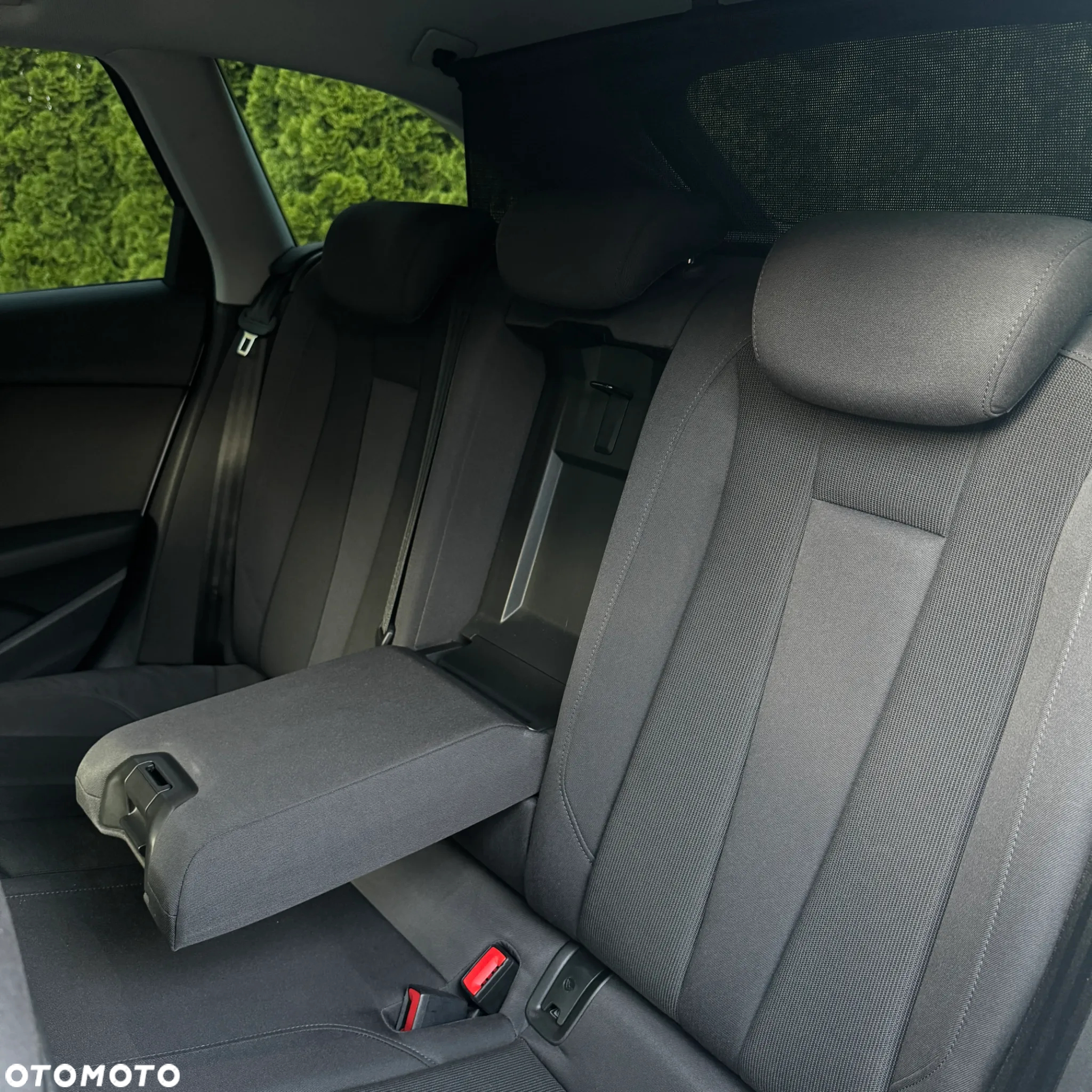 Audi A4 Avant 30 TDI S tronic - 19