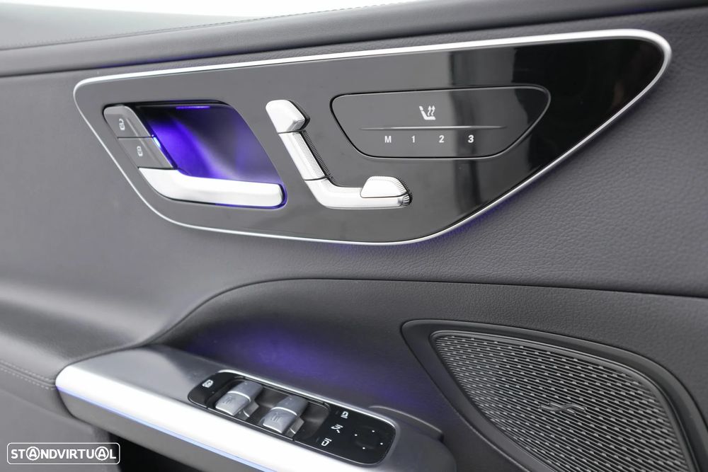 Mercedes-Benz C 300 d AMG Line - 21