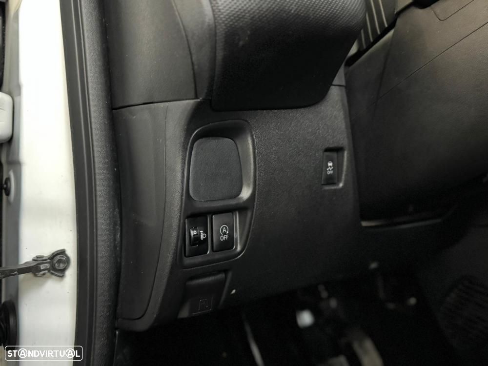 Toyota Aygo x-business - 28