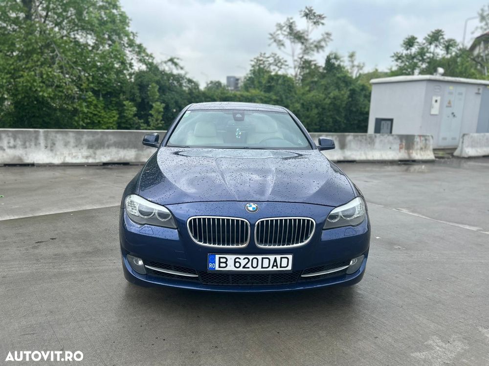 BMW Seria 5 528i xDrive Aut. - 3