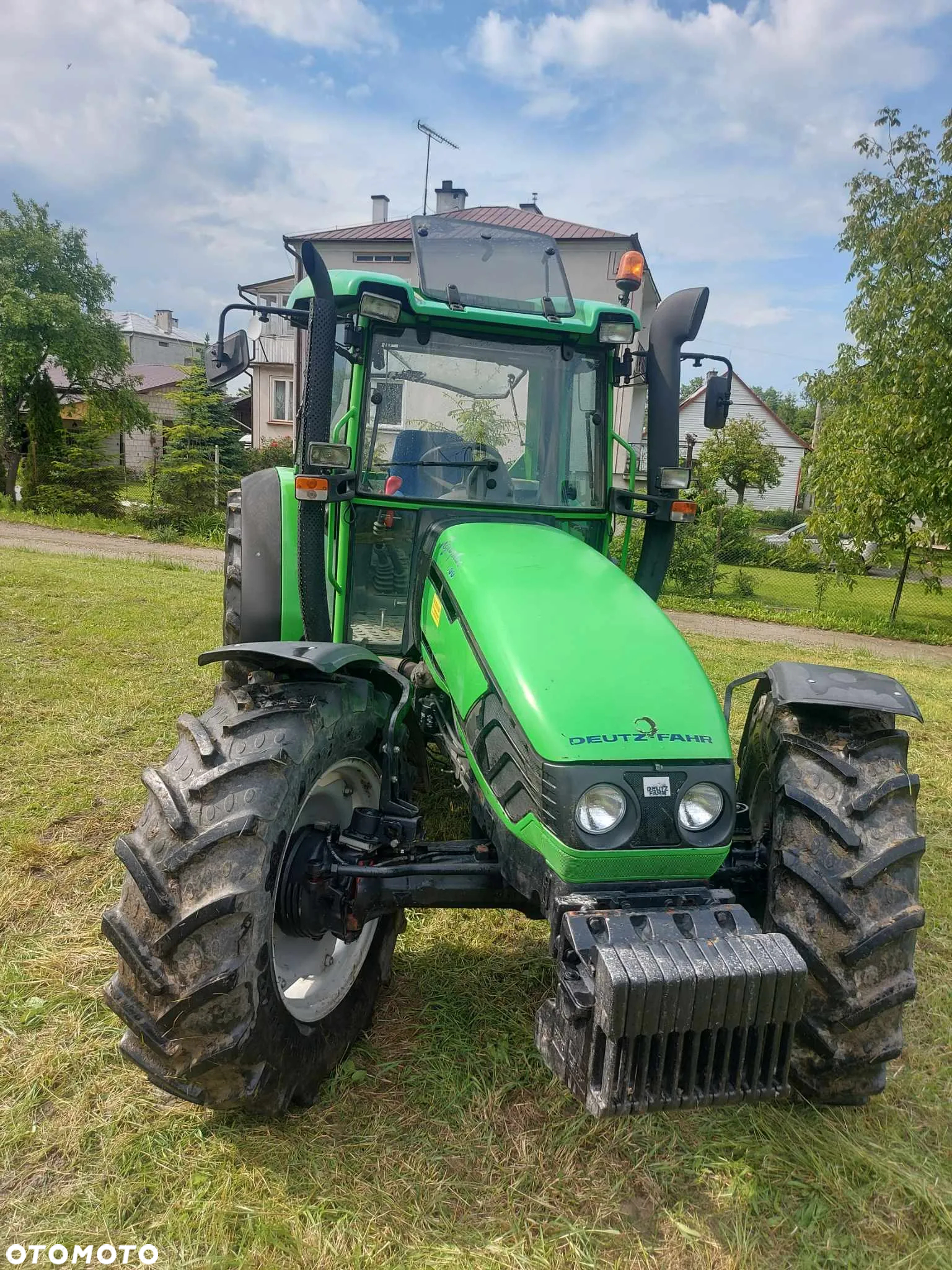 Deutz-Fahr AGROPLUS - 2