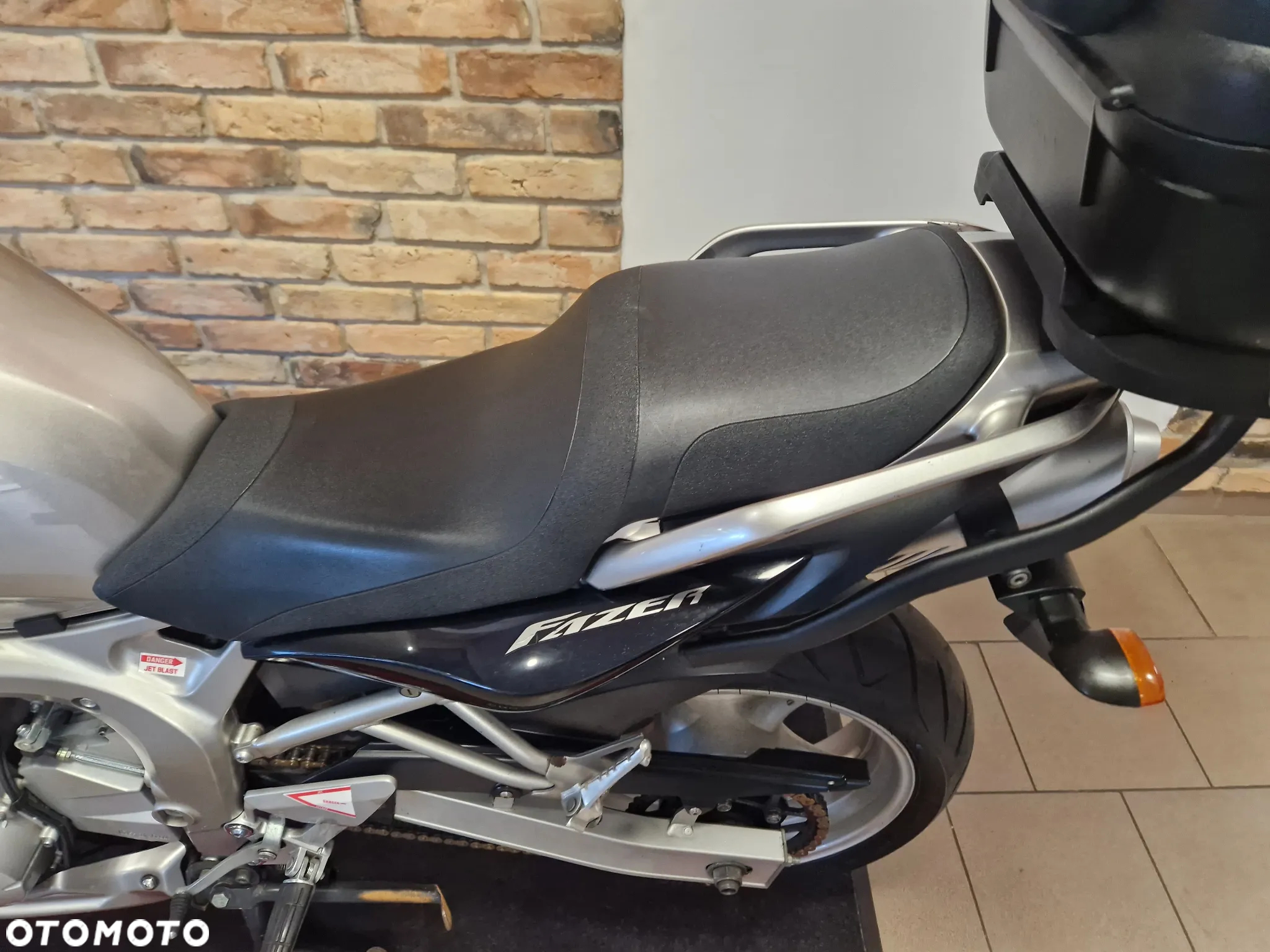 Yamaha FZ6 - 35