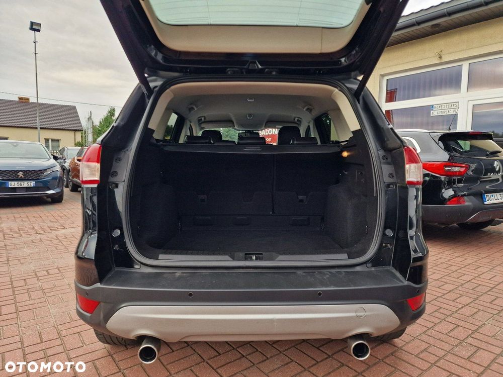 Ford Kuga 1.6 EcoBoost 2x4 Titanium - 22